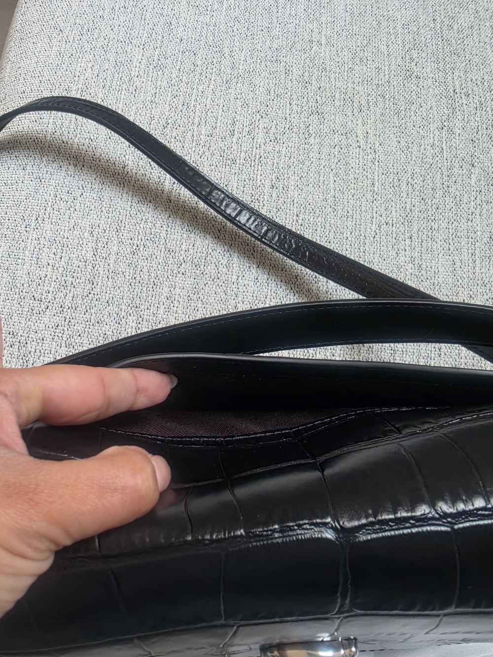 Coach Cassie 19 Like New Conditio Classic Black Croc-Embossed Crossbody Bag